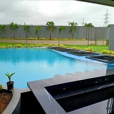 The Democracy Hotel & Resorts Nashik Exterior photo